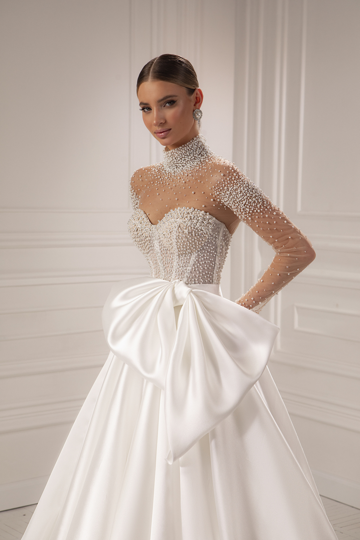 画像｜オクサーナムハ｜Aライン｜ミレッラ上半身